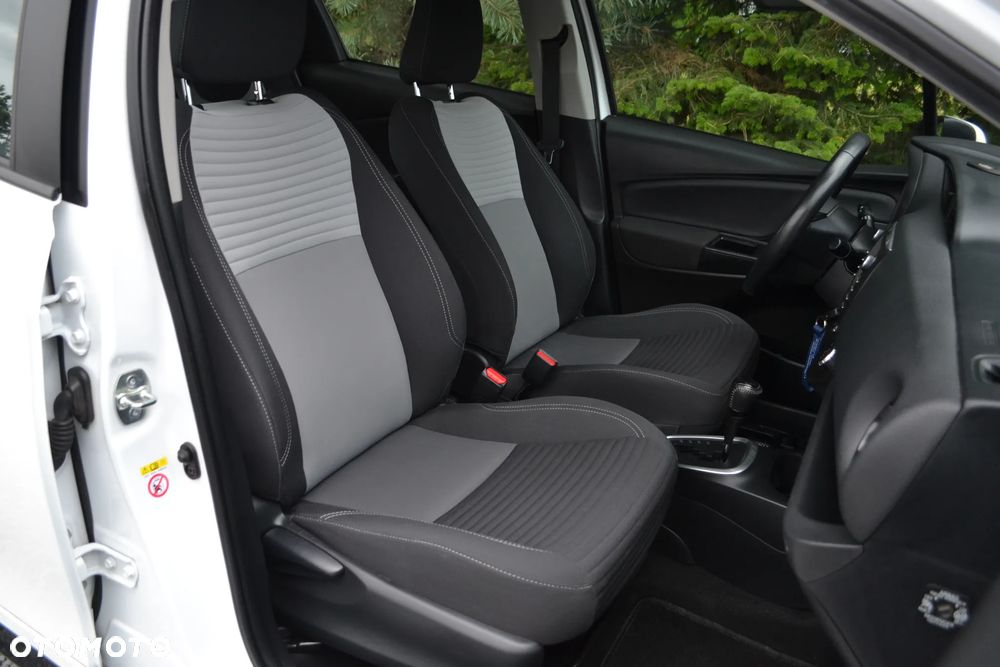 Toyota Yaris - 24