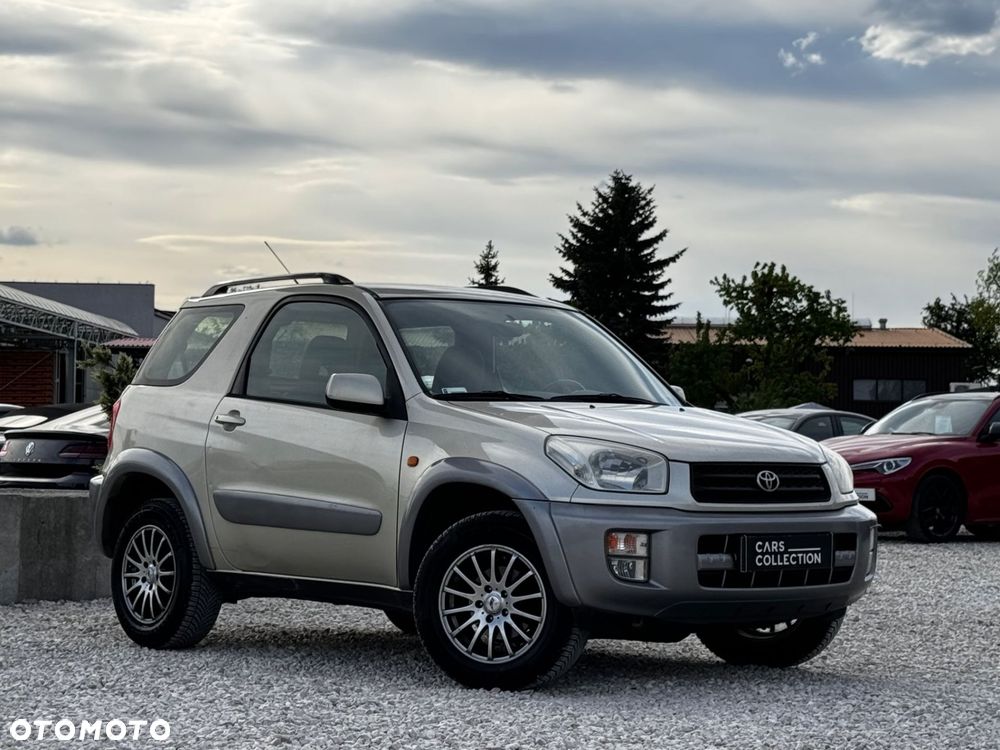 Toyota RAV4 - 1