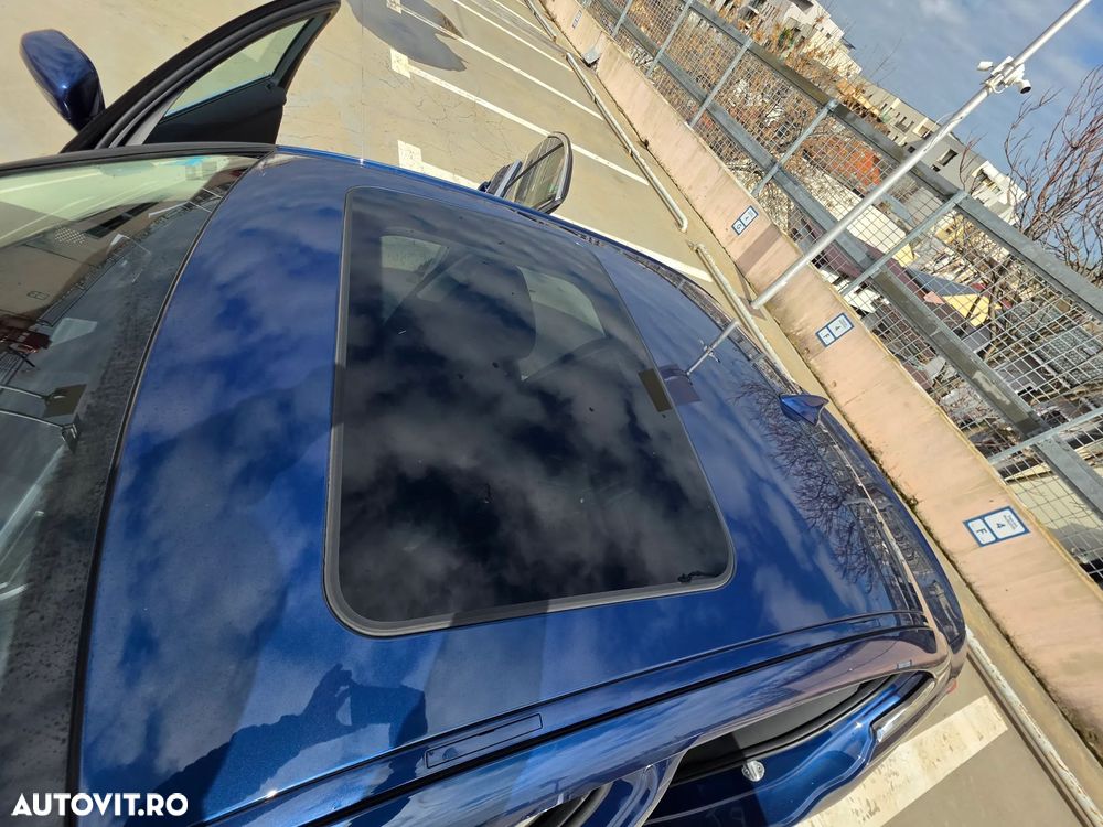 BMW Seria 3 320d xDrive AT MHEV - 36