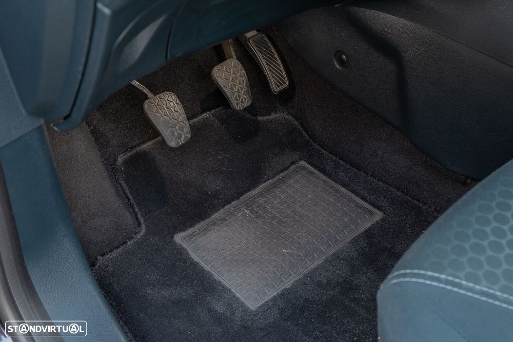Ford Fiesta - 29