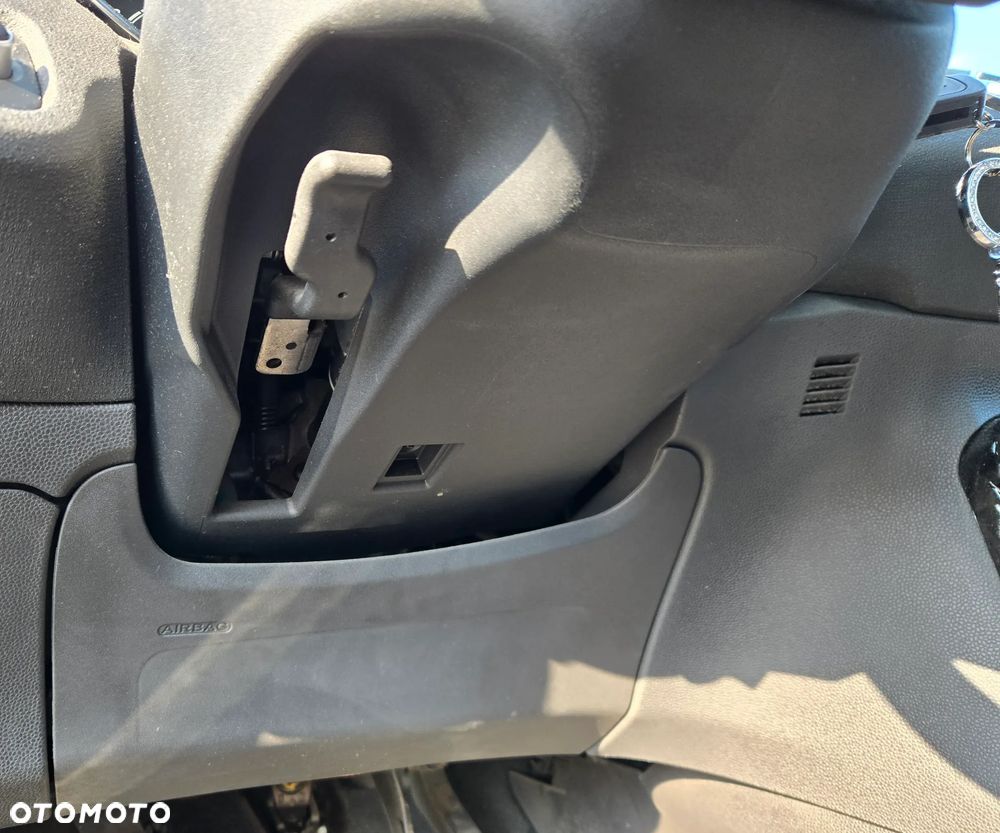Ford Fiesta 1.0 EcoBoost Start-Stop Titanium - 25