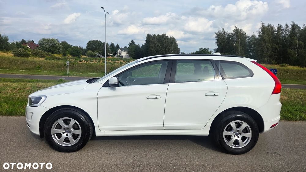 Volvo XC 60 D3 Geartronic Momentum - 3
