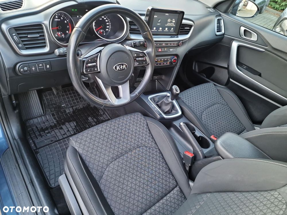 Kia Ceed 1.4 T-GDI L - 11