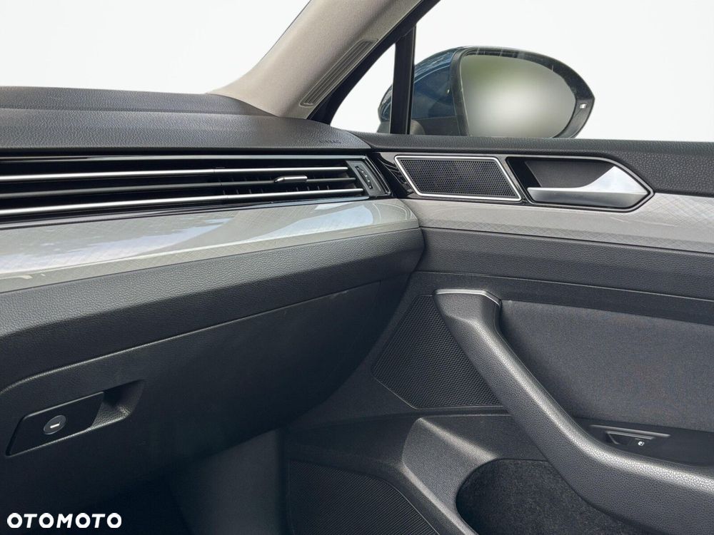 Volkswagen Passat Variant - 27