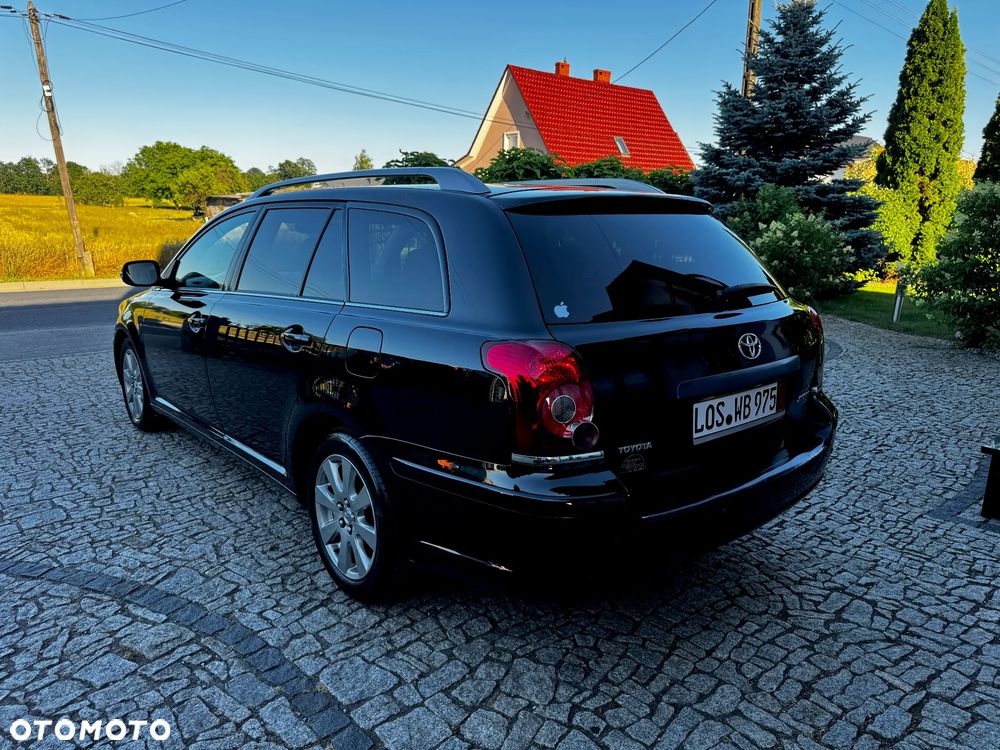 Toyota Avensis 1.8 VVT-i Executive - 7