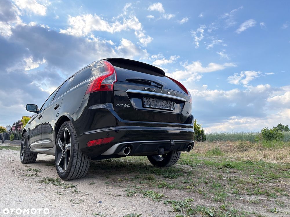 Volvo XC 60 D4 Drive-E R-Design Momentum - 17