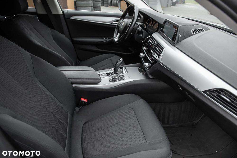BMW Seria 5 530d - 21