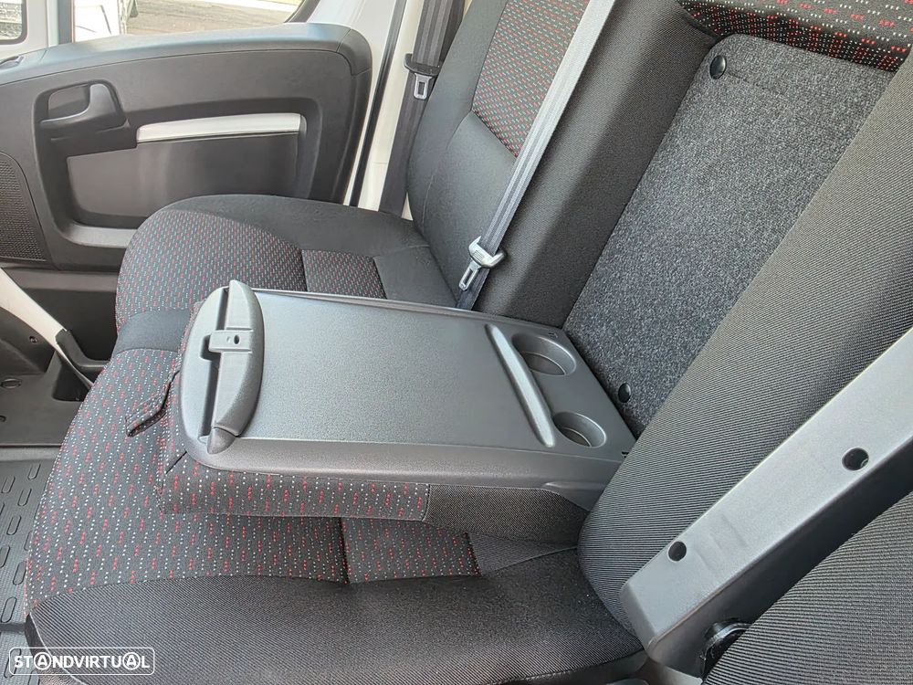 Citroën Jumper 2.2 BlueHDi 35 L3 CD - 41