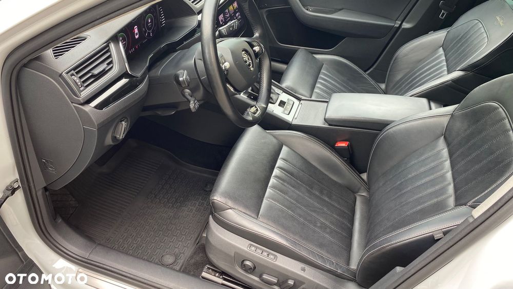 Skoda Superb 2.0 TDI SCR L&K DSG - 18