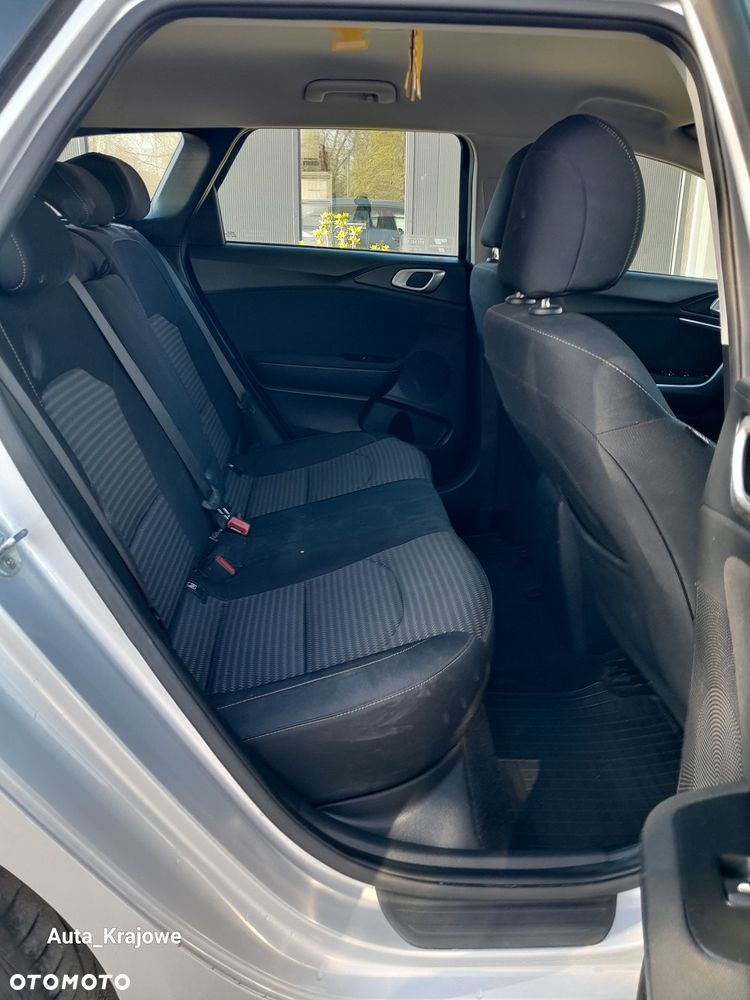 Kia Ceed 1.5 T-GDI M - 25