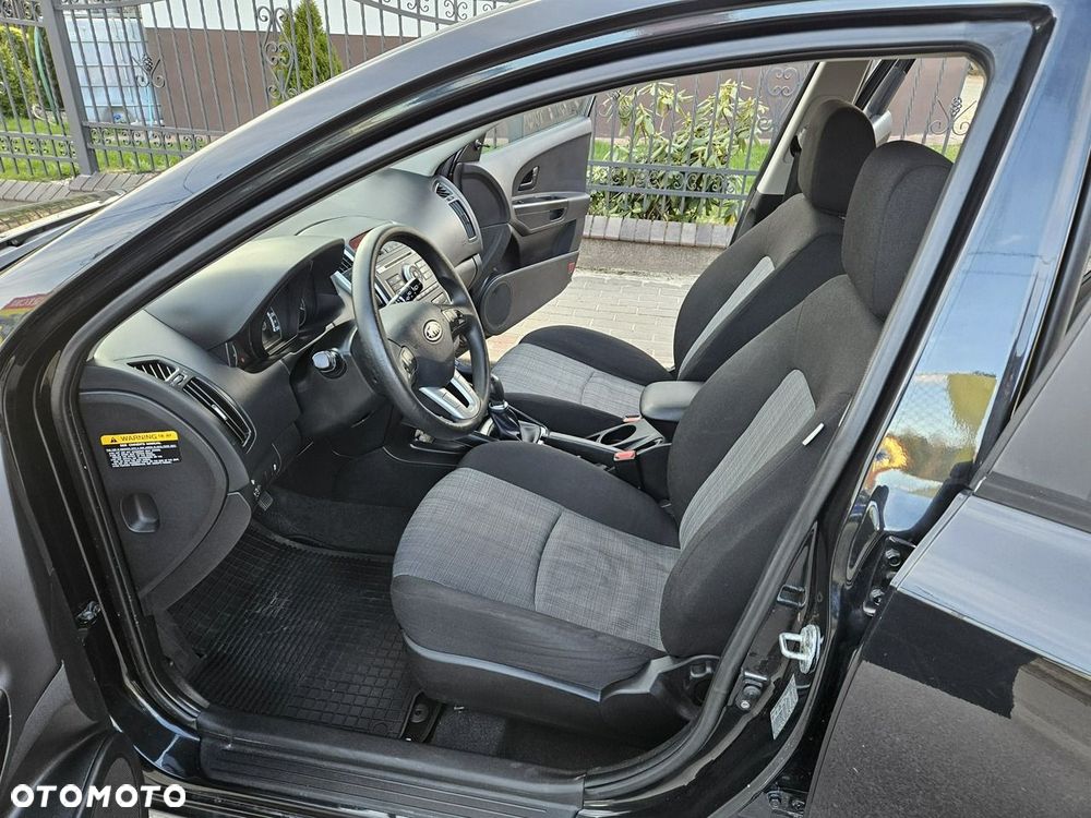 Kia Ceed - 7