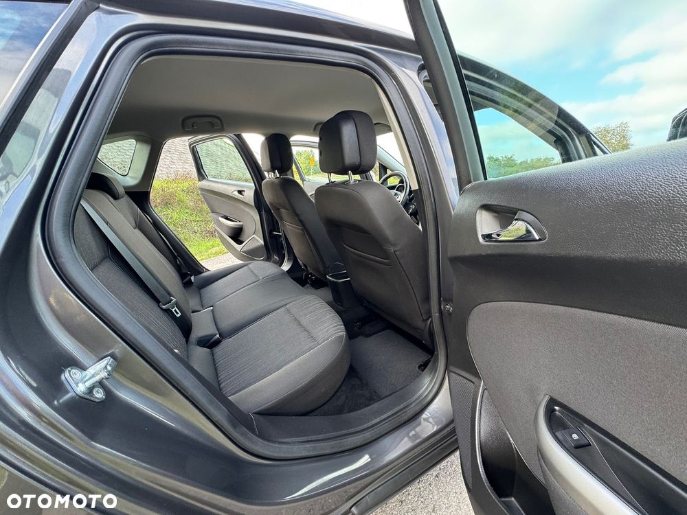 Opel Astra 1.6 Active - 30