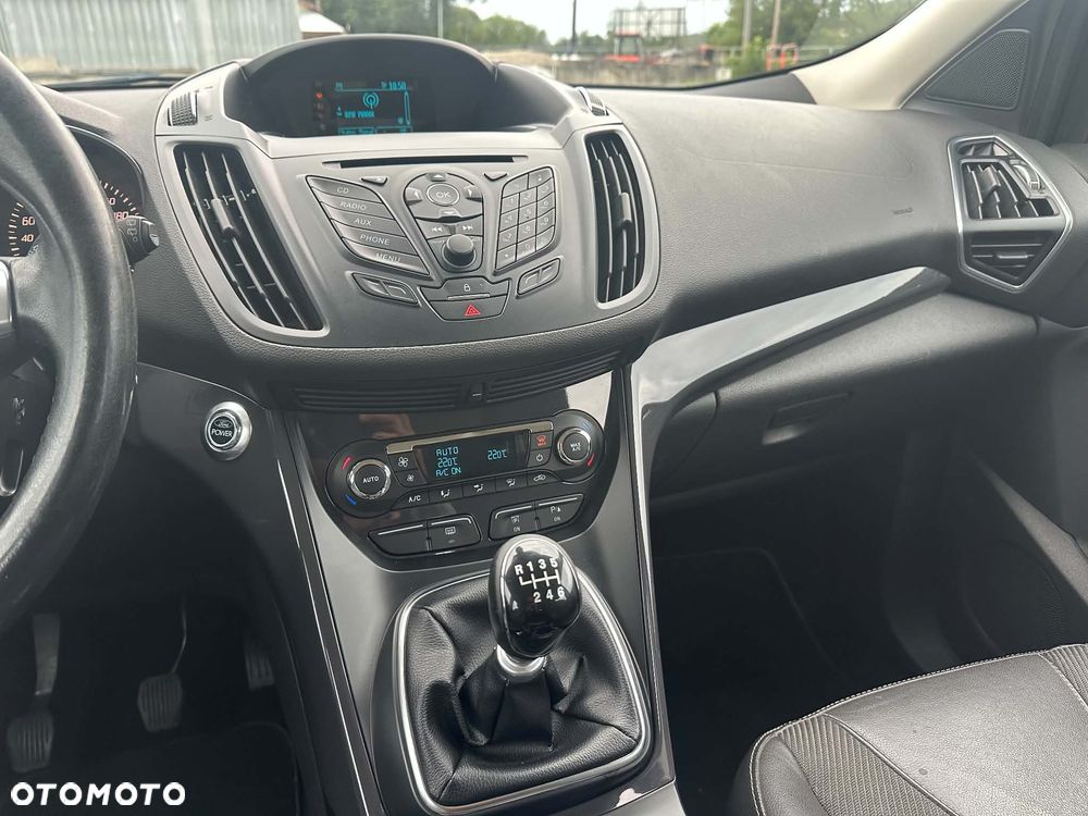 Ford Kuga 2.0 TDCi 4x4 Titanium - 22
