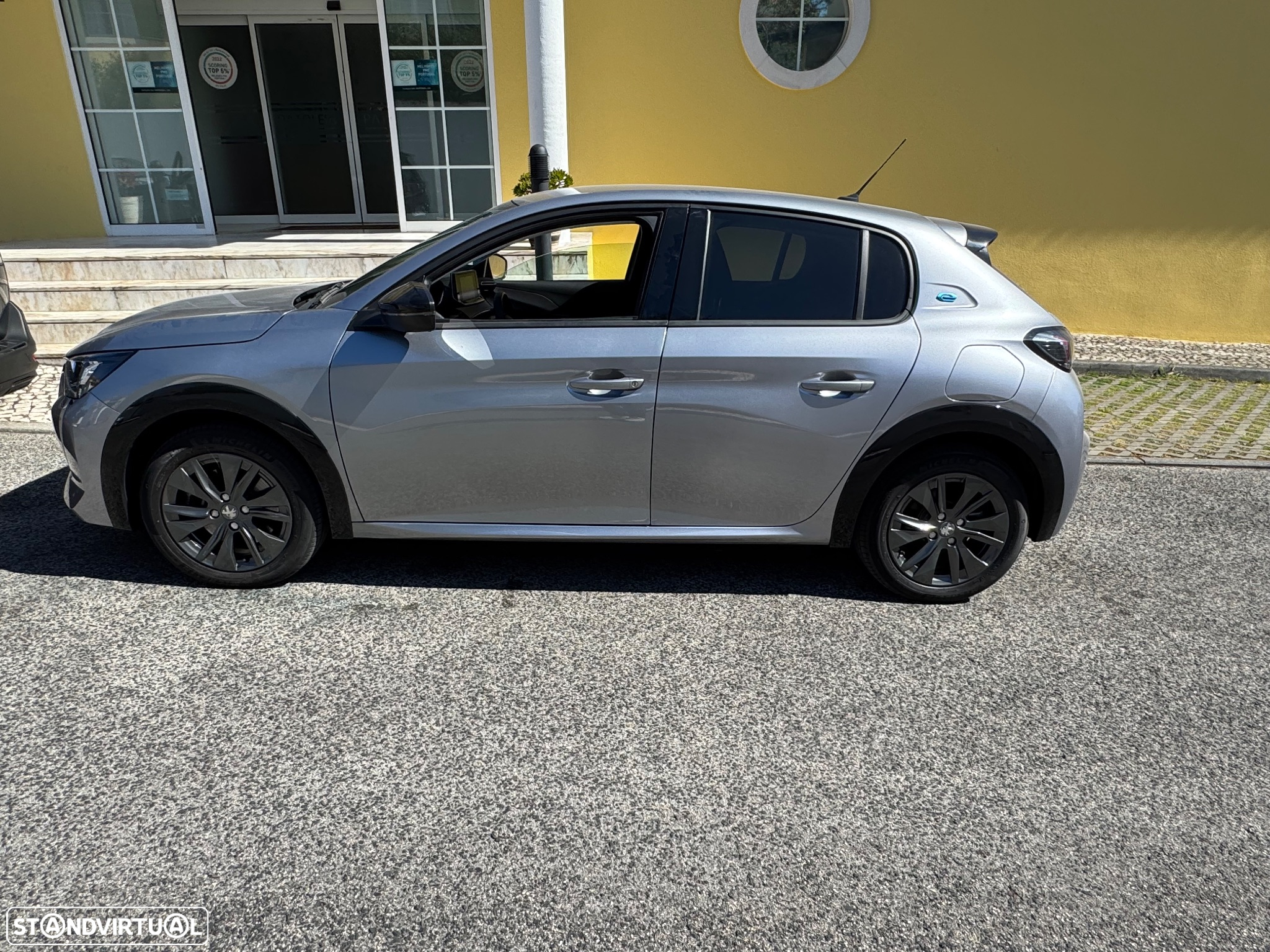 Peugeot e-208 50 kWh Allure - 7