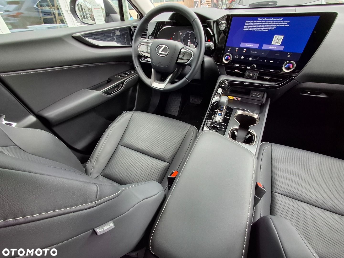 Lexus NX 350h Prestige AWD - 18
