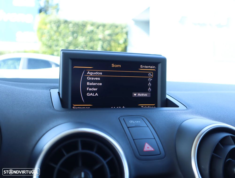 Audi A1 Sportback 1.6 TDI Advance - 38