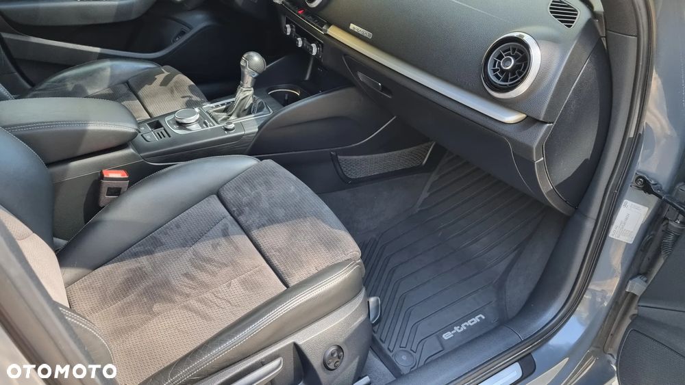 Audi A3 Sportback - 6
