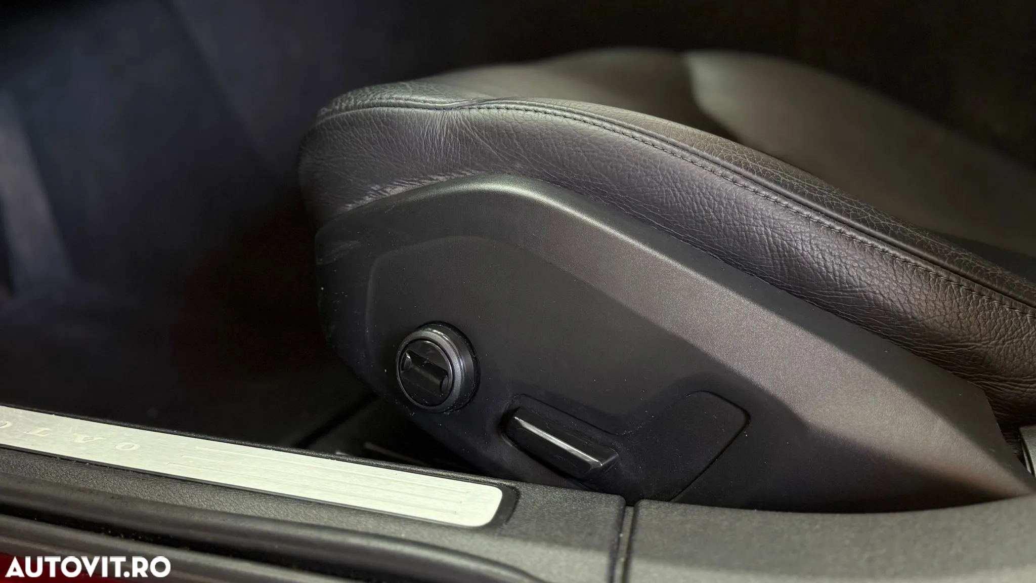 Volvo V60 D3 Momentum - 24