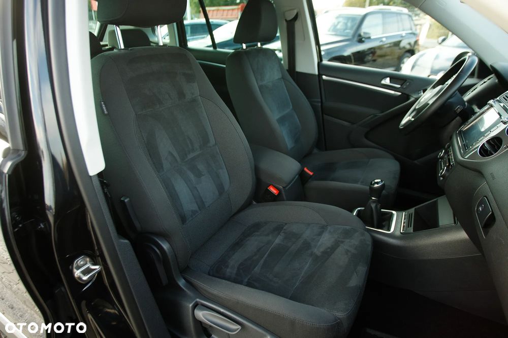 Volkswagen Tiguan 2.0 TSI 4Motion Exclusive - 25