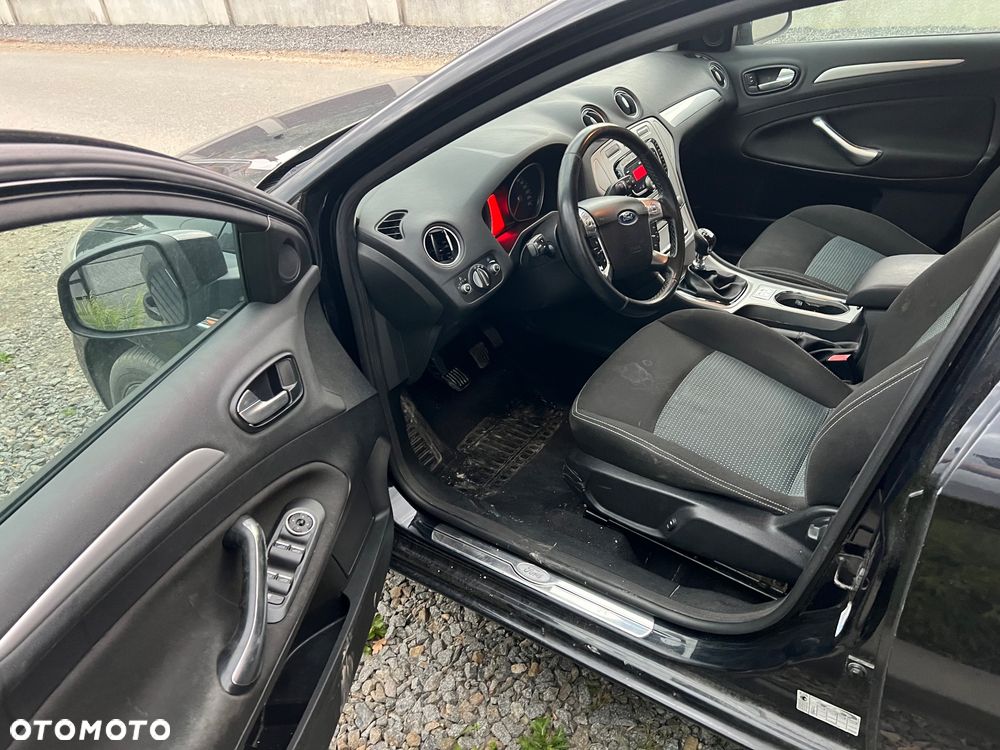 Ford Mondeo 2.0 TDCi ECOnetic Business Edition - 3