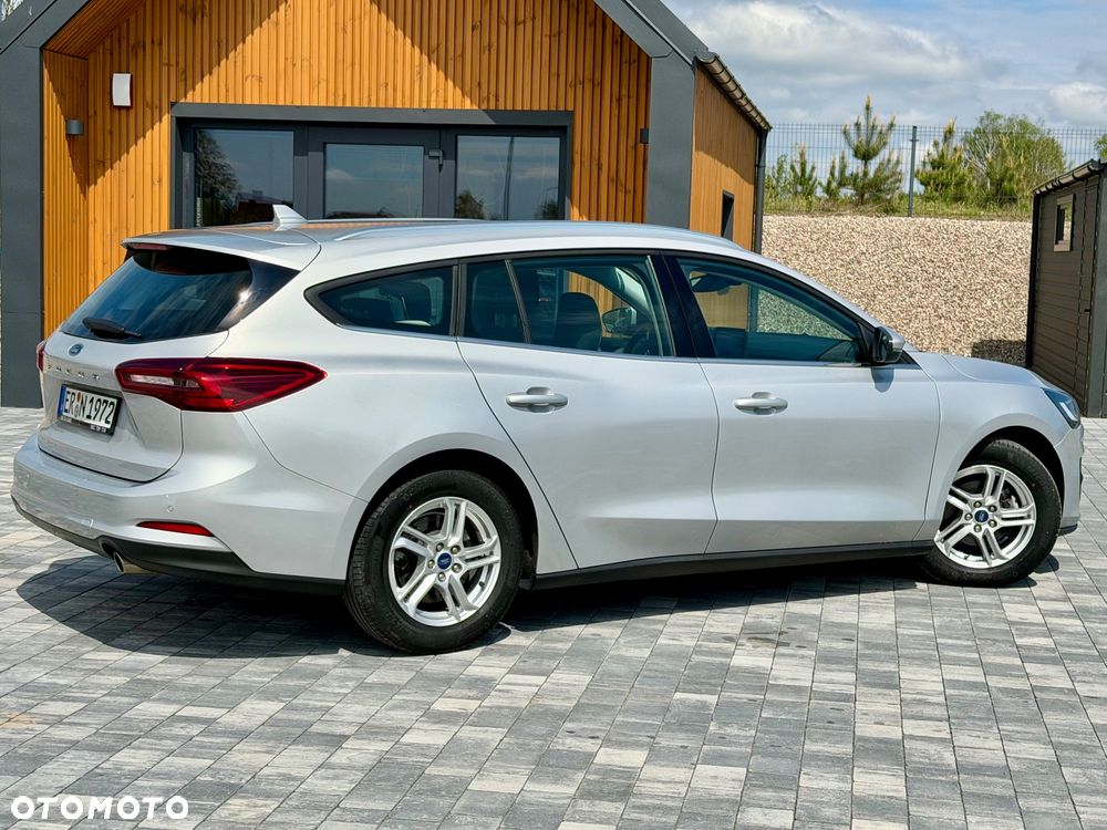 Ford Focus 1.5 EcoBlue Start-Stopp-System TITANIUM - 17
