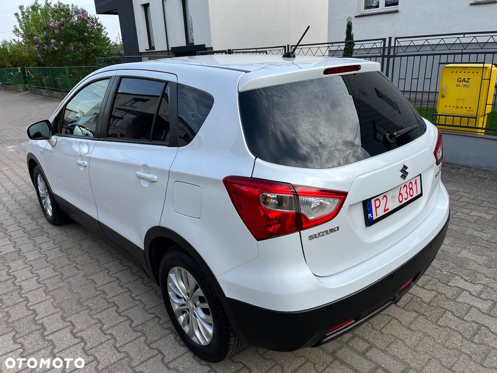 Suzuki SX4 - 4