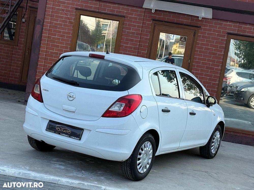 Opel Corsa 1.2 Essentia - 3