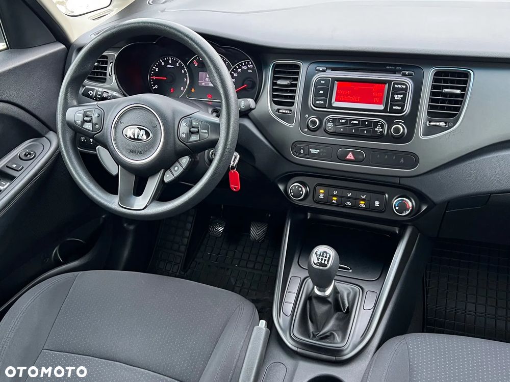 Kia Carens 1.6 GDI L - 22