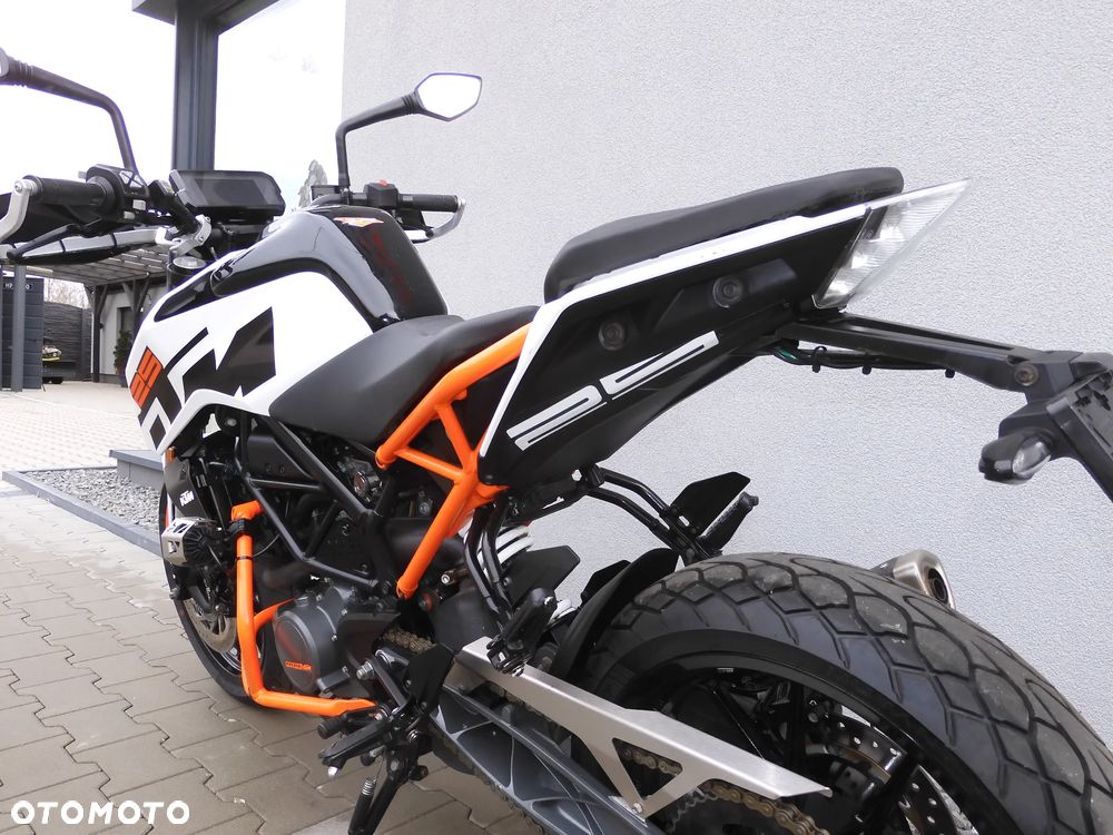 KTM Duke - 12