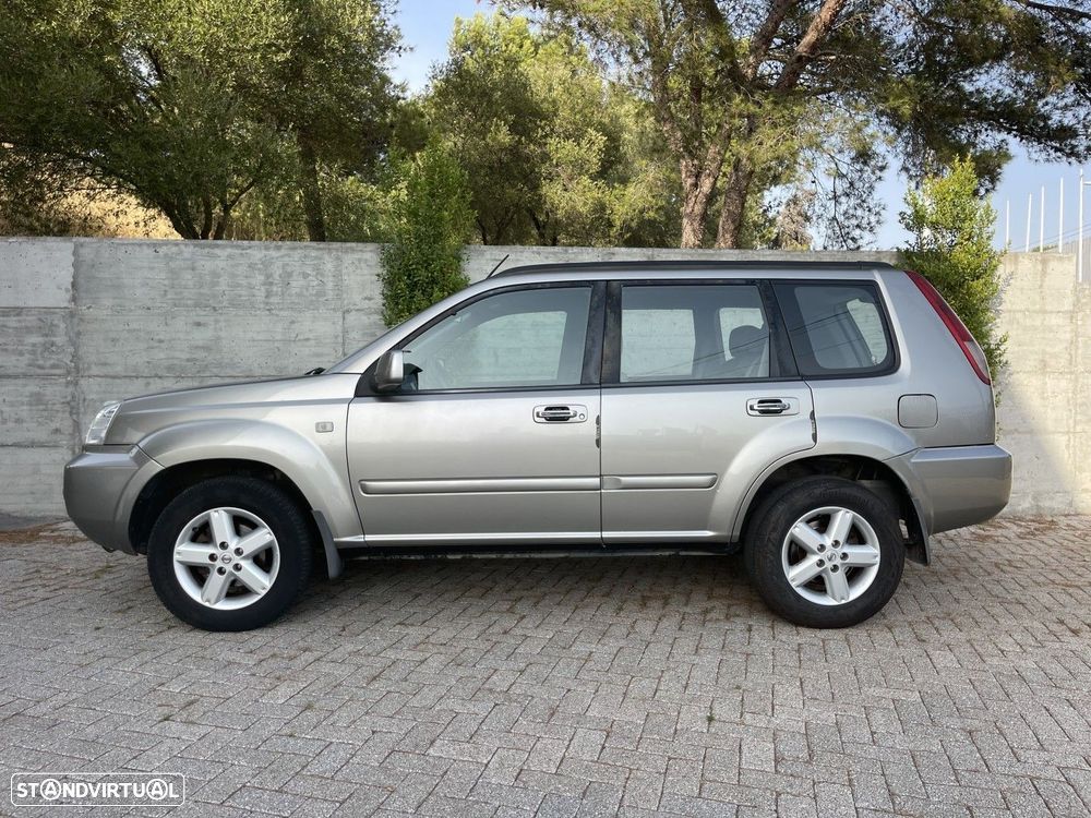 Nissan X-Trail 2.2 DCi Columbia Premium 2WD - 2