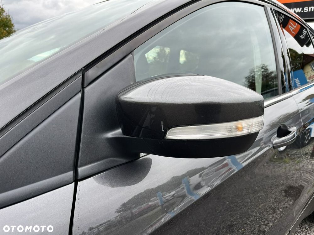 Ford Kuga 1.5 EcoBoost 2x4 Trend - 25