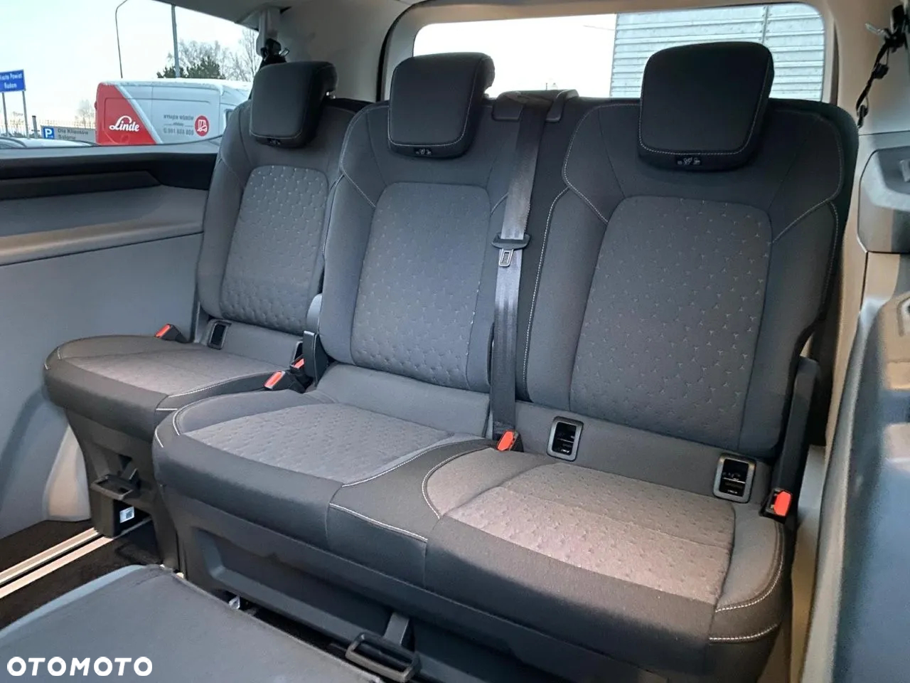 Ford Tourneo Custom 2.0 EcoBlue 320 L2 Titanium - 20