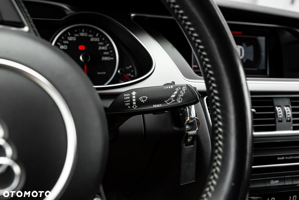 Audi A4 Avant 2.0 TDI DPF quattro S tronic S line Sportpaket - 39
