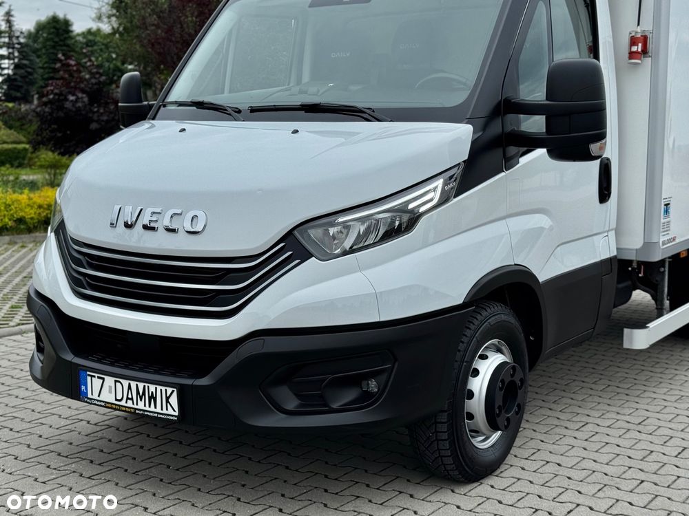Iveco Daily‼️72C18‼️2021r 3.0 HI-MATIC Chłodnia/Mroźnia zakres -32C THERMO KING V-500 MAX Źródło Zasilania 400V Grube Ściany/Podłoga Przegroda komorowa‼️ Full LED na bliźniaku Salon Polska DMC7200kg - 15