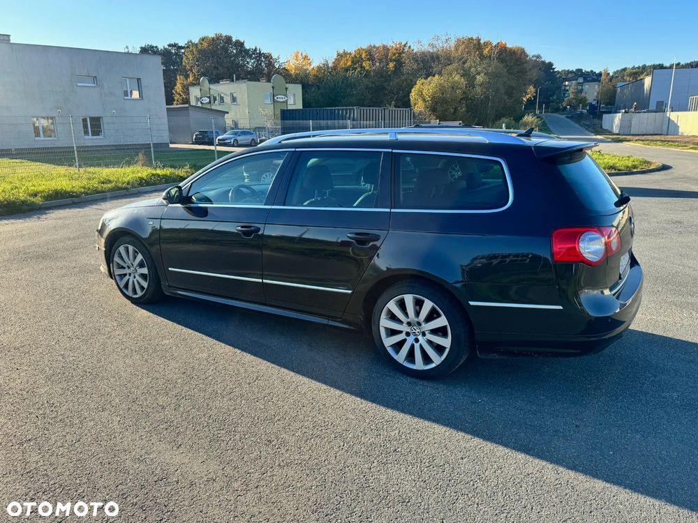 Volkswagen Passat Variant 2.0 TDI DPF R-Line Edition Plus - 15