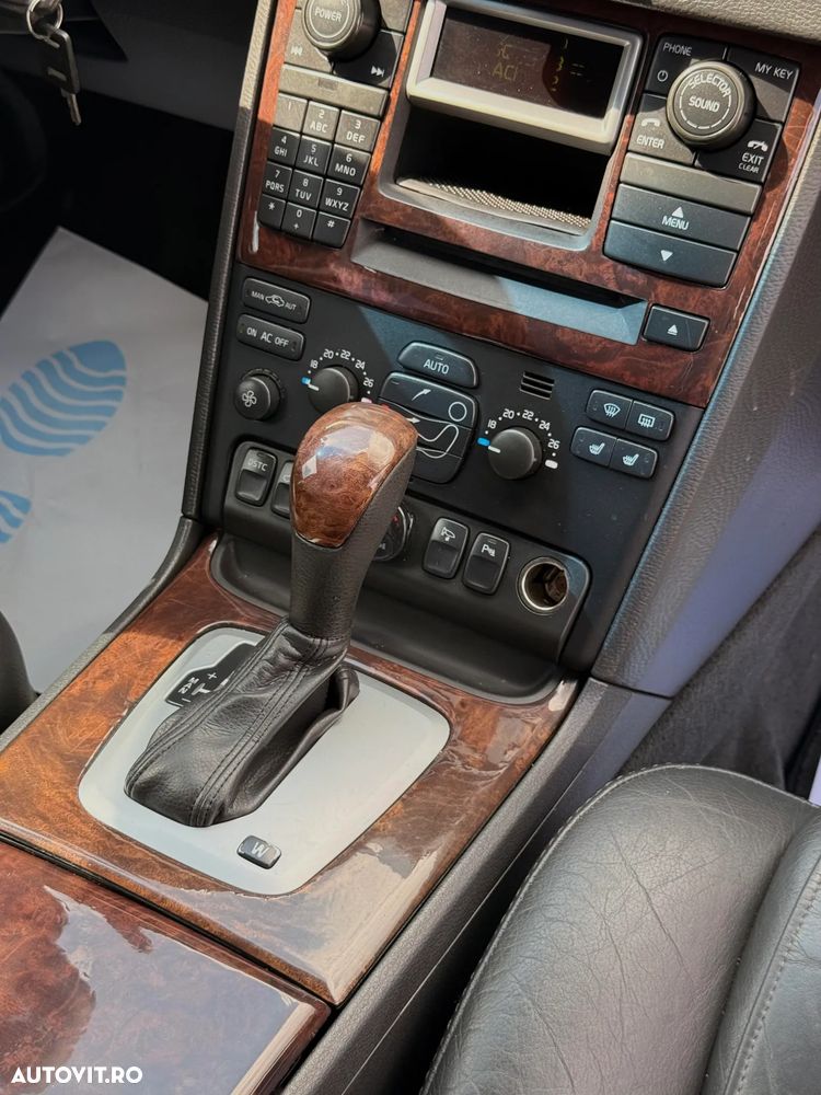 Volvo XC 90 2.4 D Aut. 7 locuri - 14