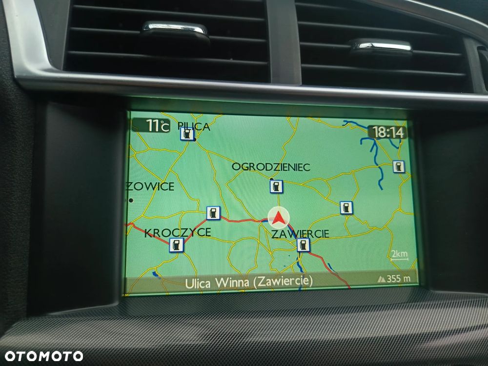 Citroën C4 e-HDi 115 Selection - 21