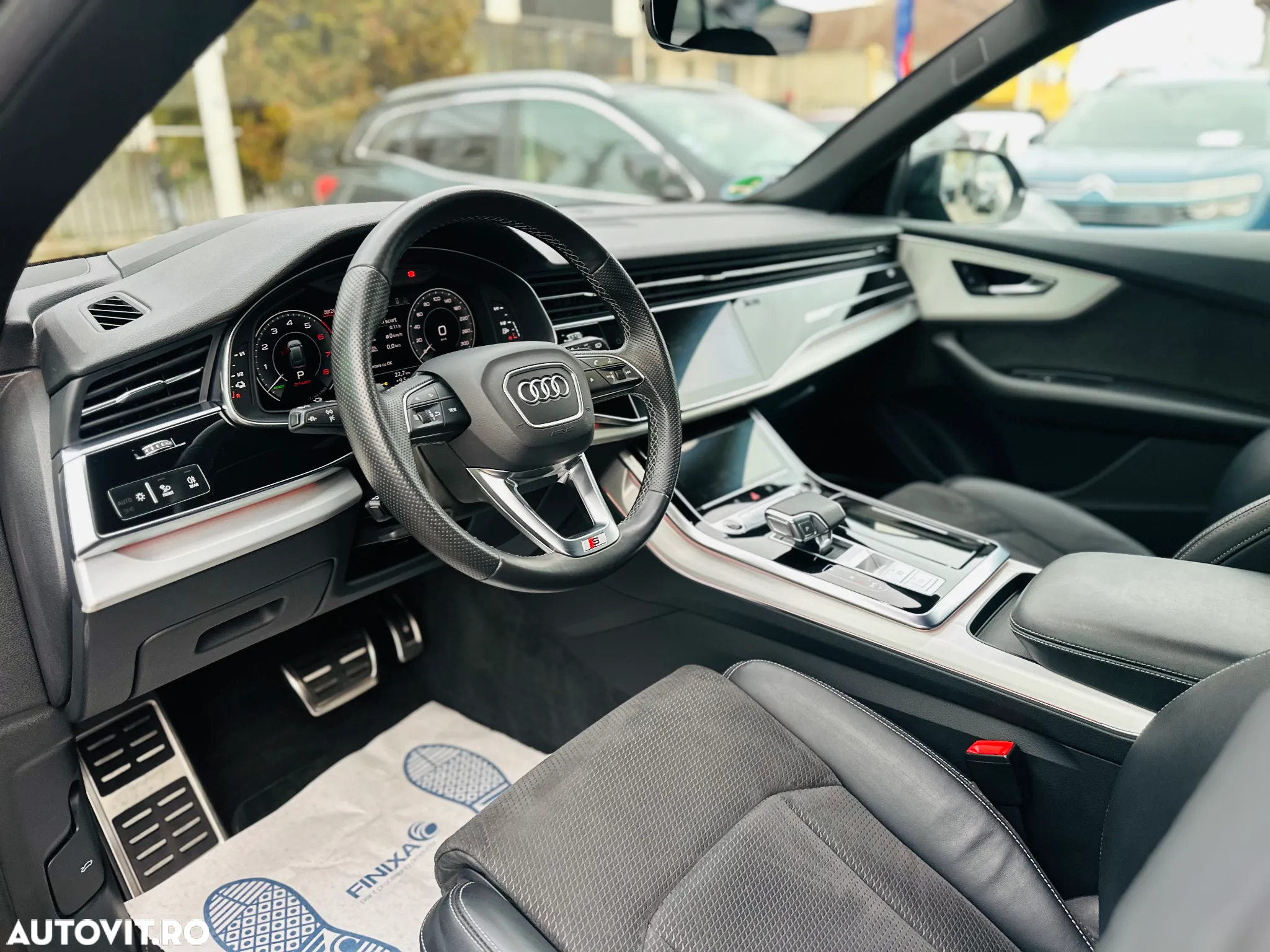 Audi Q8 3.0 55 TFSI e quattro Tiptronic - 5