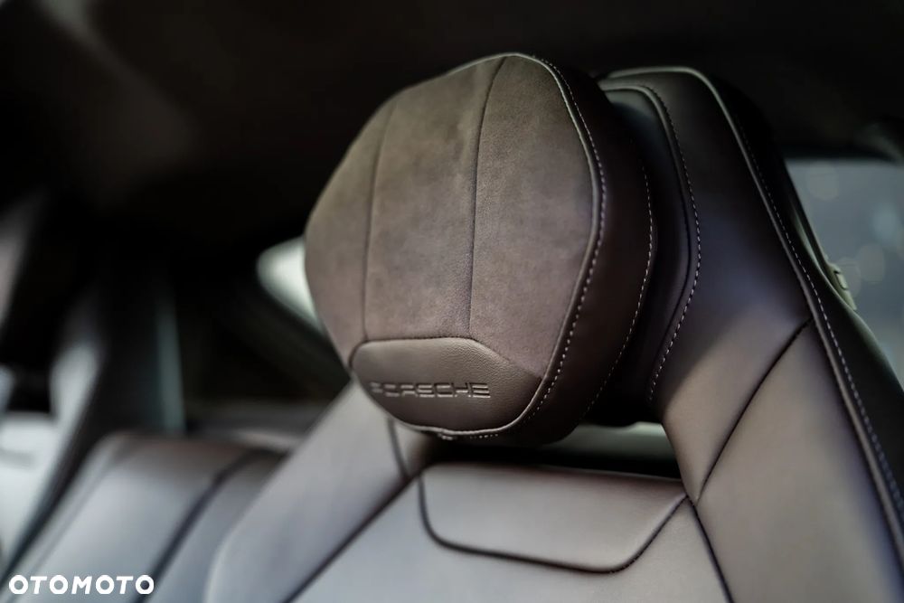 Porsche Panamera Turbo S E-Hybrid PHEV - 21