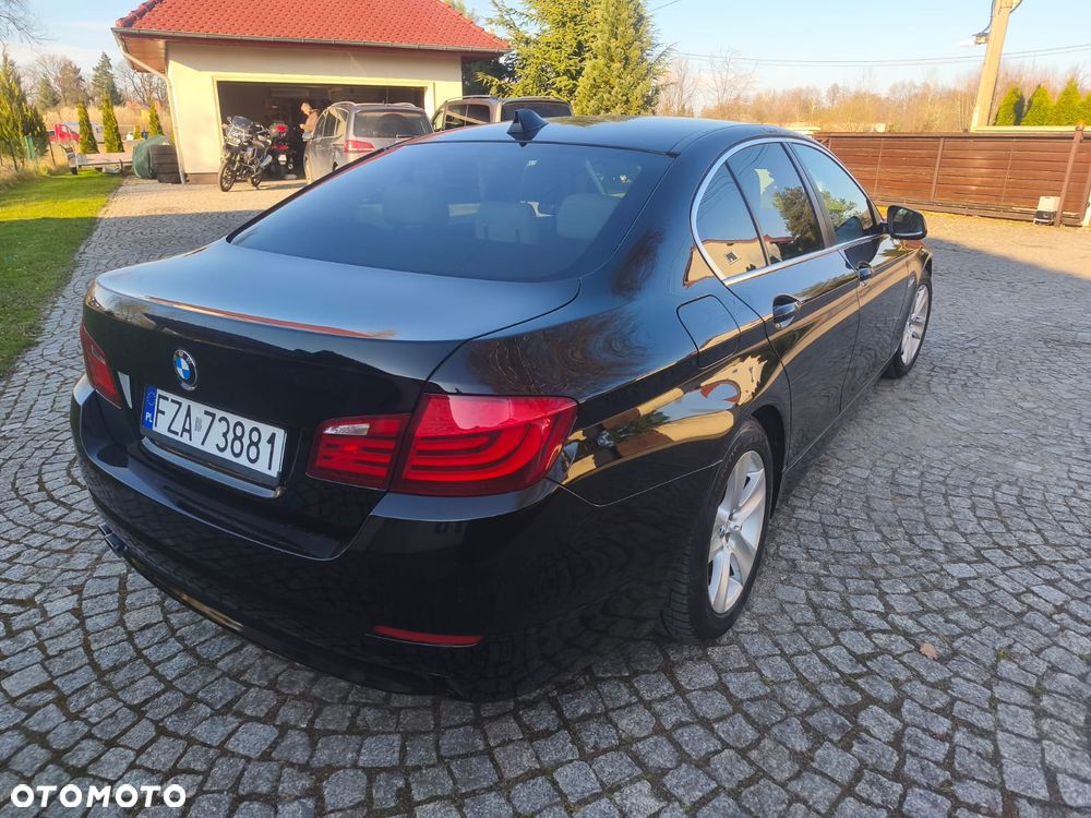 BMW Seria 5 520d - 12