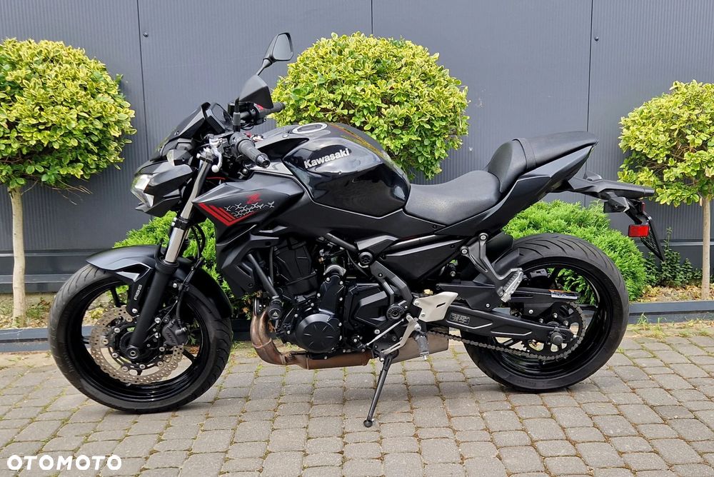 Kawasaki Z 650 - 5