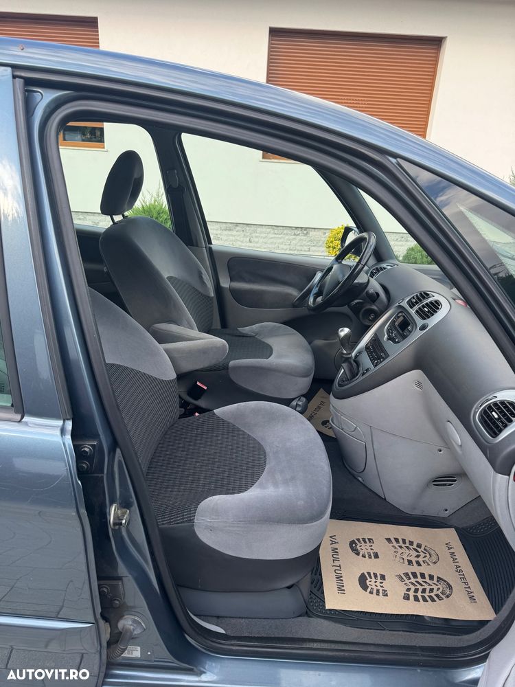 Citroën Xsara Picasso 1.6 HDi Confort - 6