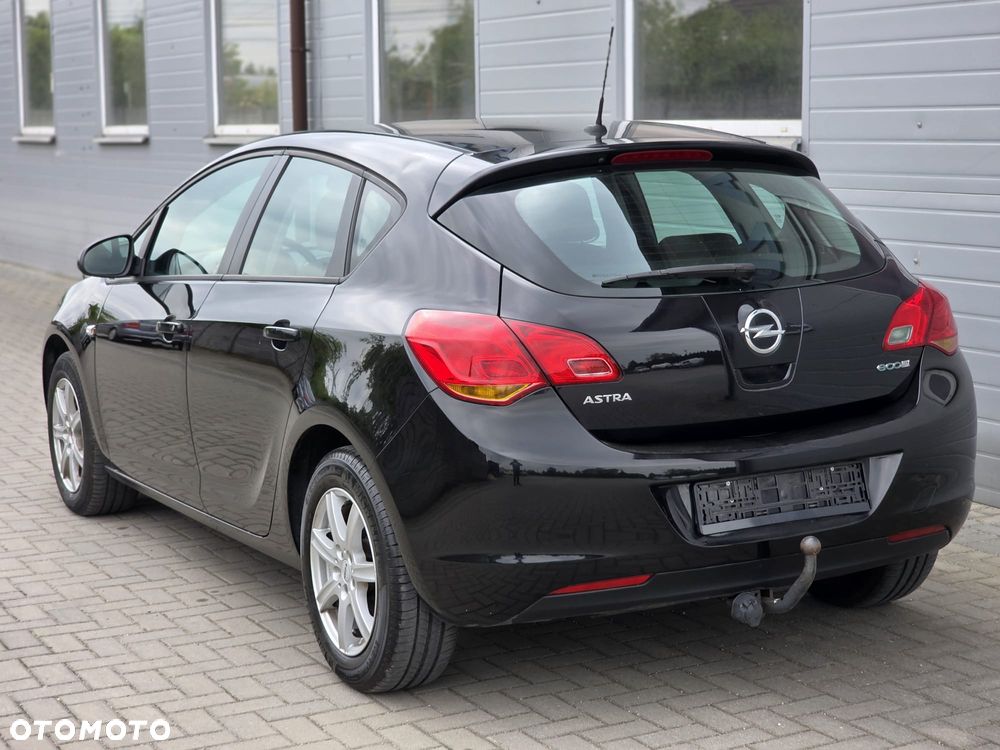 Opel Astra 1.4 Essentia - 12