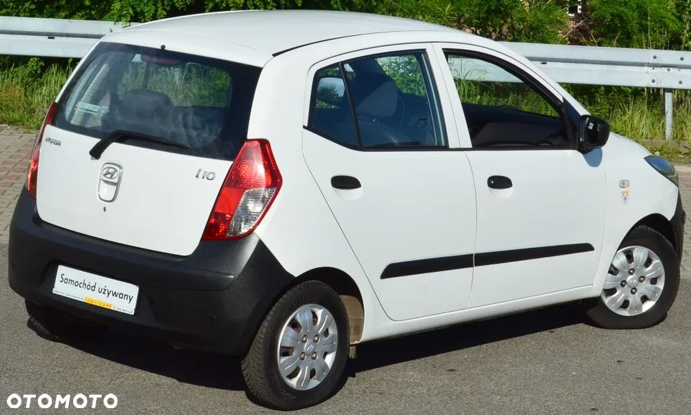 Hyundai i10 - 12