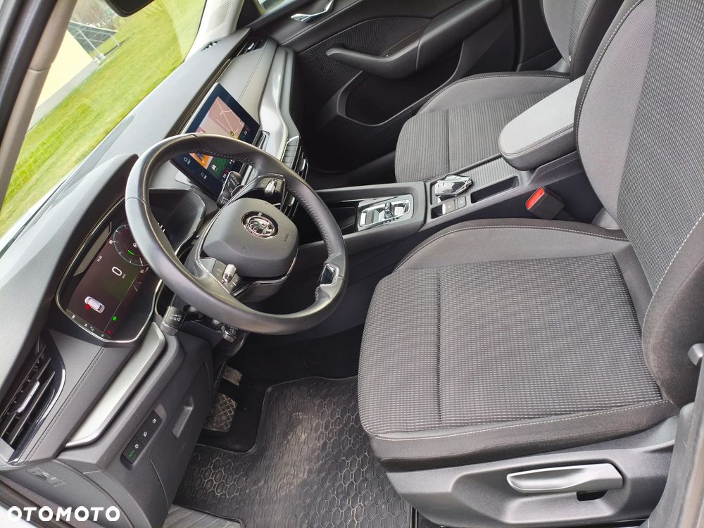 Skoda Octavia 2.0 TDI DSG Style - 11