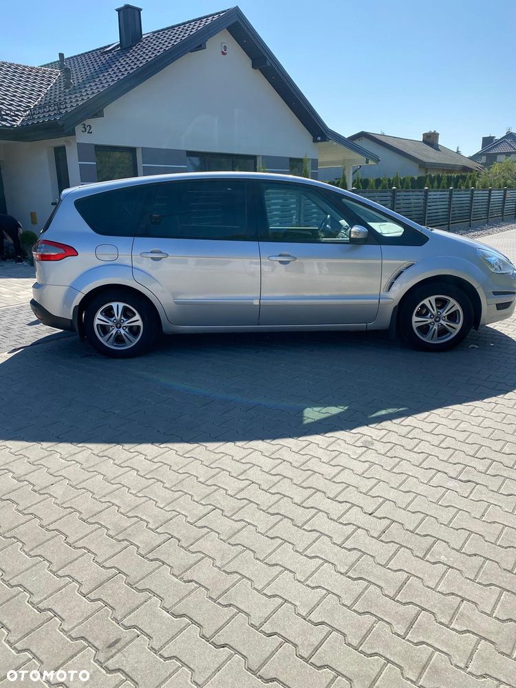 Ford S-Max - 9