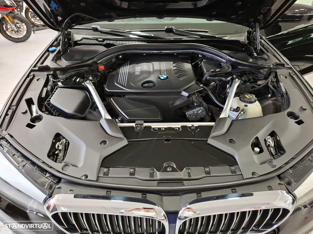 BMW 520 d Aut. Luxury Line - 11