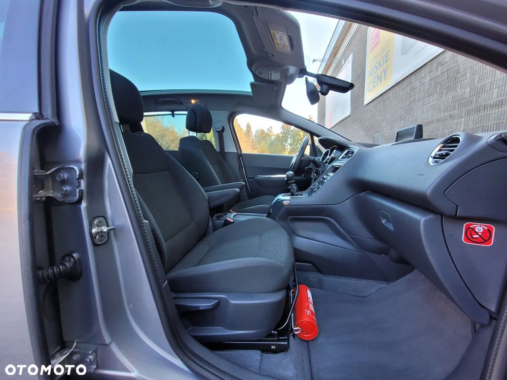 Peugeot 5008 BlueHDi 150 Allure - 21