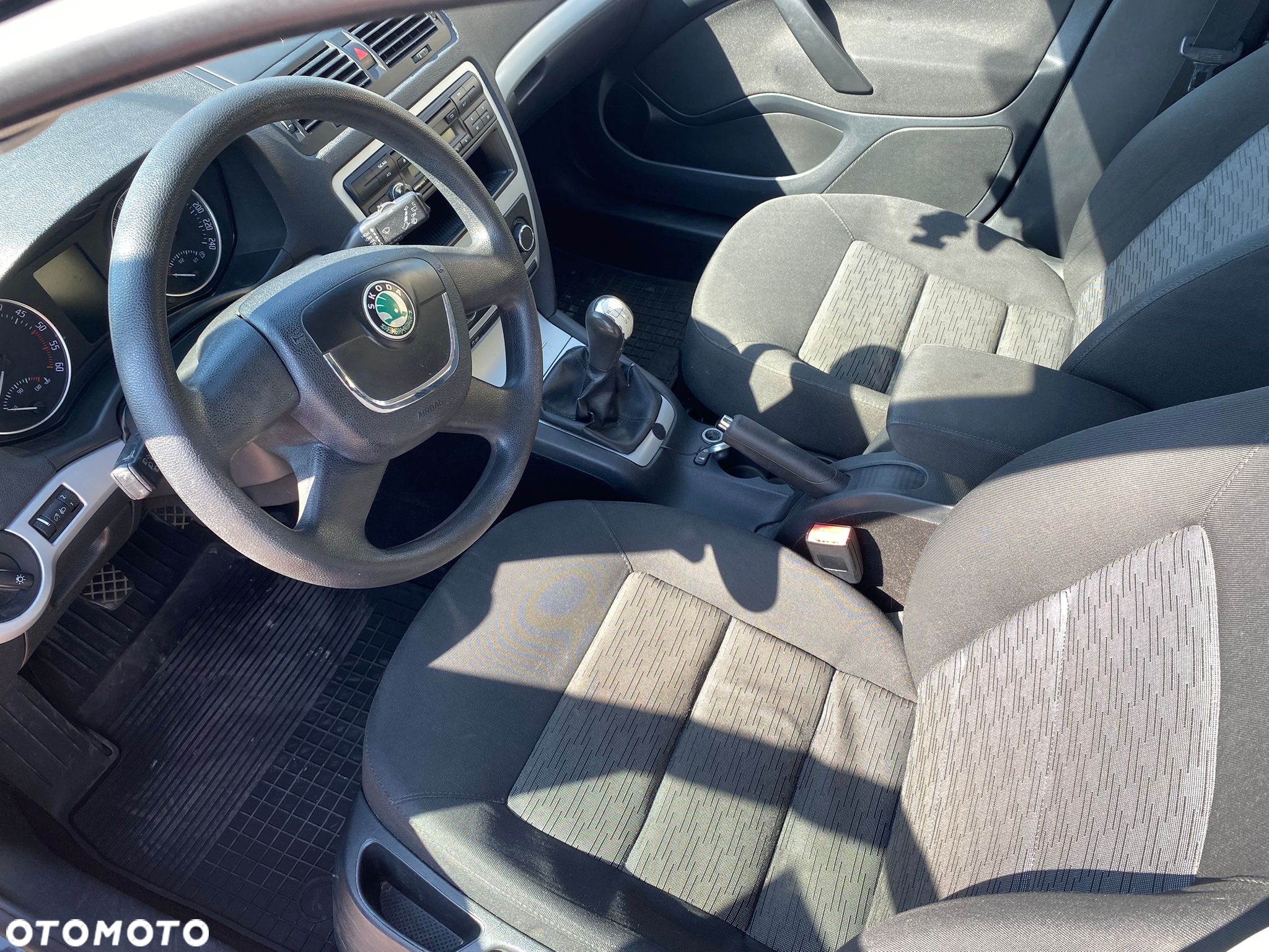 Skoda Octavia 1.6 TDI Ambiente - 8