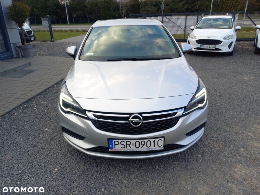 Opel Astra 1.6 CDTI Enjoy - 10